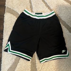 Mens Nike Basketball shorts